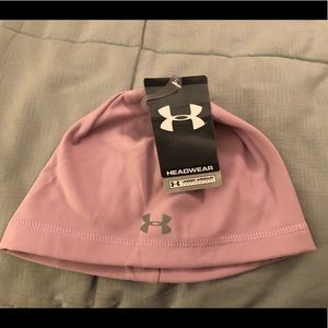 Under armour cold gear woman’s beanie